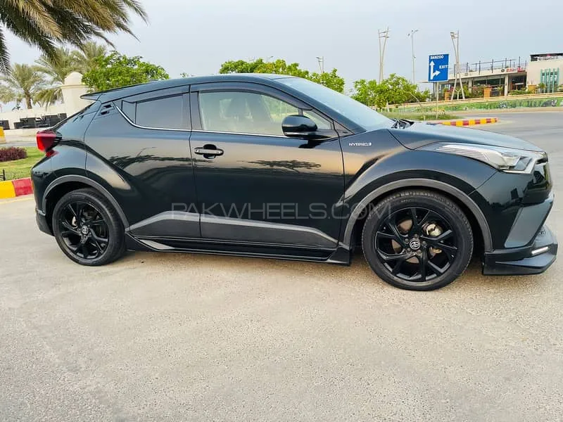 Toyota C-HR 2019 for Sale in Karachi Image-1