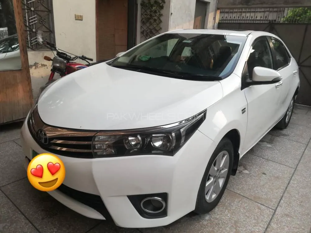 Toyota Corolla 2017 for Sale in Lahore Image-1