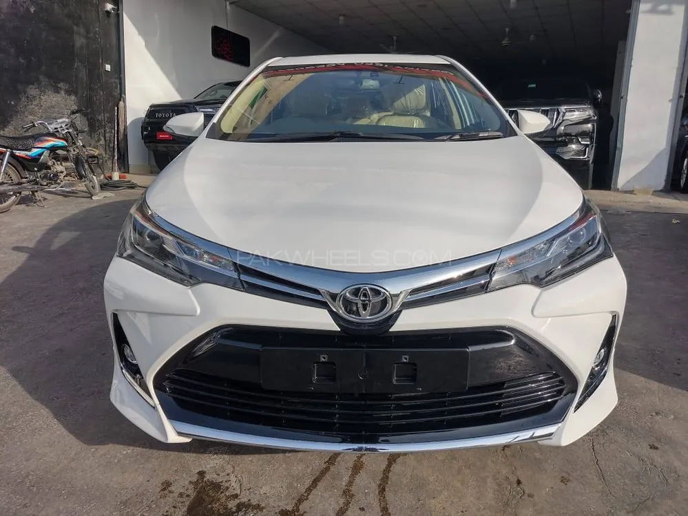 Toyota Corolla 2025 for Sale in Multan Image-1
