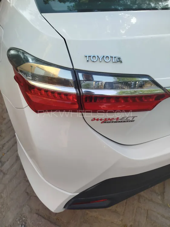 Toyota Corolla 2021 for Sale in Gojra Image-1