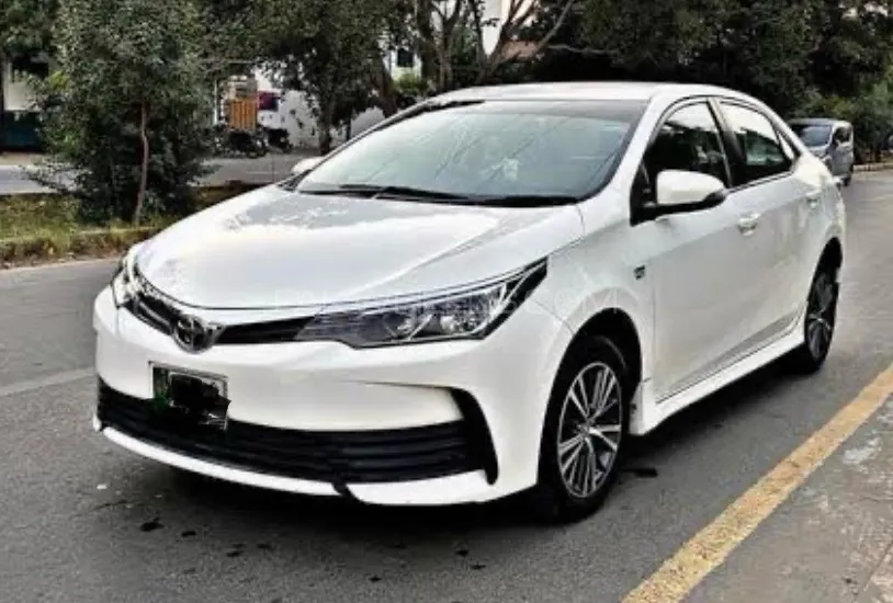 Toyota Corolla 2023 for Sale in Karachi Image-1