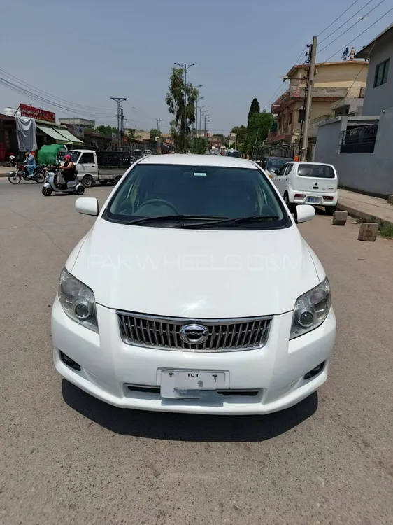 Toyota Corolla Axio 2007 for Sale in Islamabad Image-1