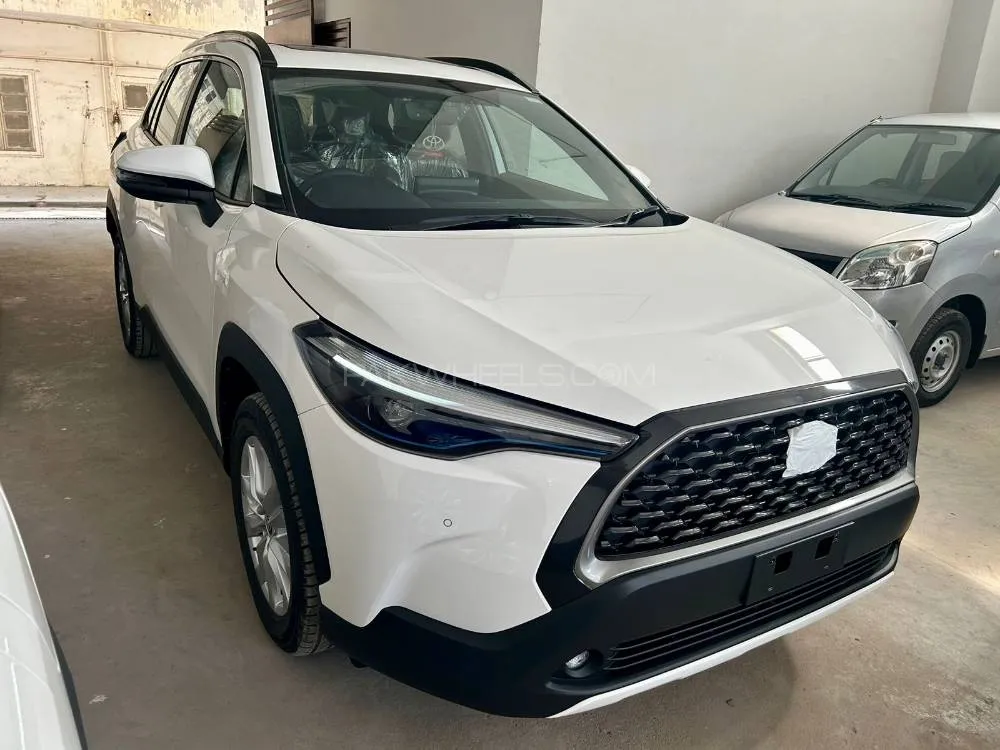 Toyota Corolla Cross 2025 for Sale in Karachi Image-1