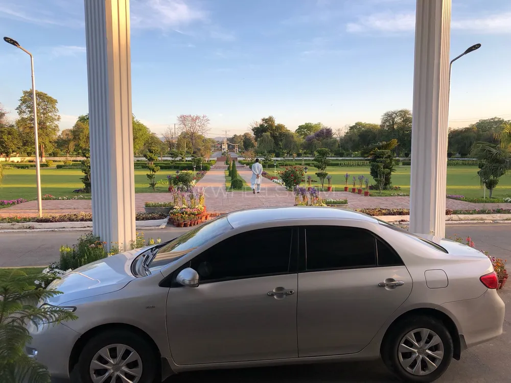 Toyota Corolla 2010 for Sale in Peshawar Image-1