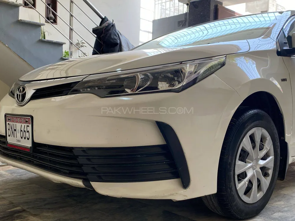 Toyota Corolla 2017 for Sale in Karachi Image-1