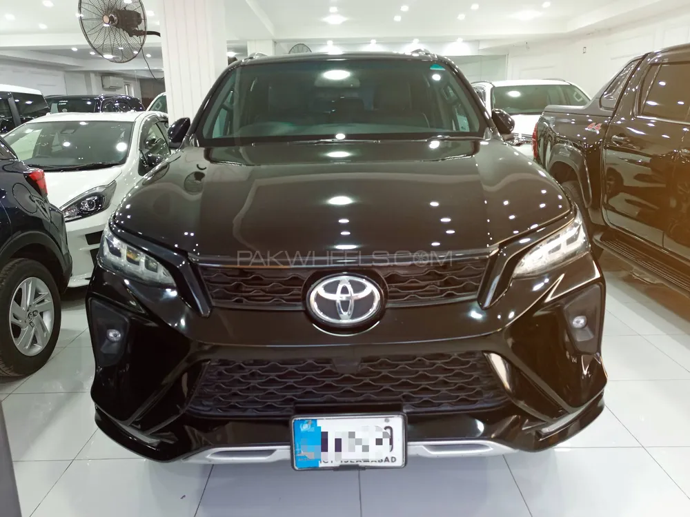 Toyota Fortuner 2022 for Sale in Islamabad Image-1