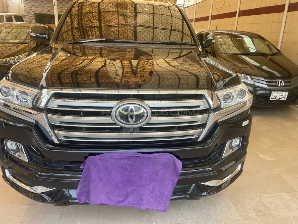 Toyota Land Cruiser 2015 for Sale in Lahore Image-1