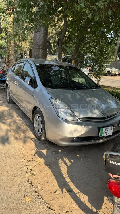 ٹویوٹا پریوس 2010 for Sale in ساہیوال Image-1
