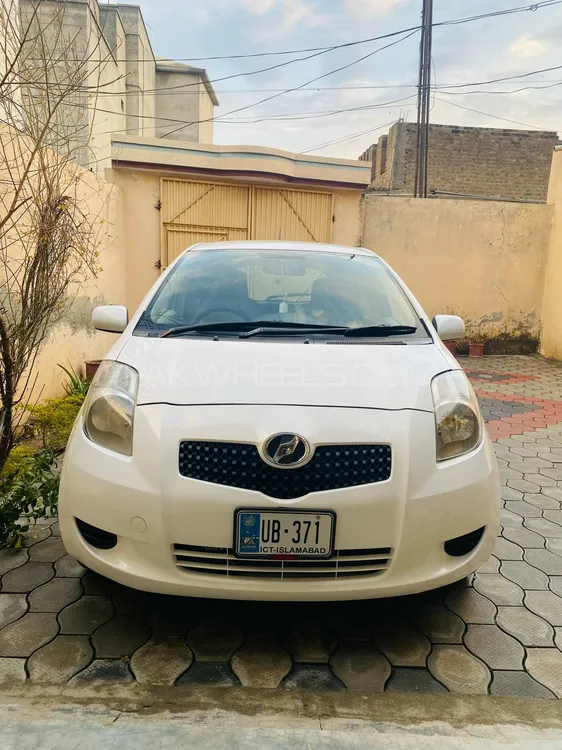 Toyota Vitz 2006 for Sale in Malakand Agency Image-1