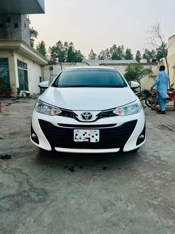Toyota Yaris Sedan 2021 for Sale in Multan Image-1