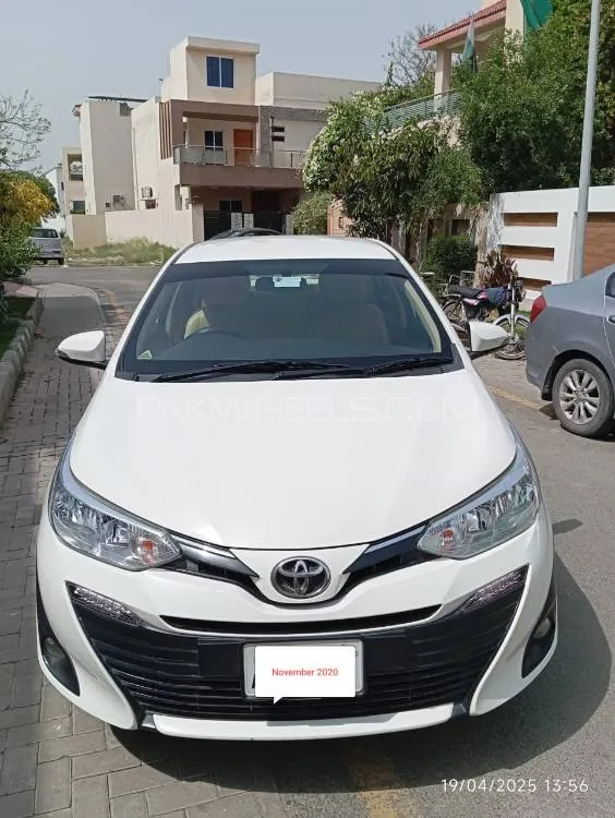 Toyota Yaris Sedan 2020 for Sale in Lahore Image-1