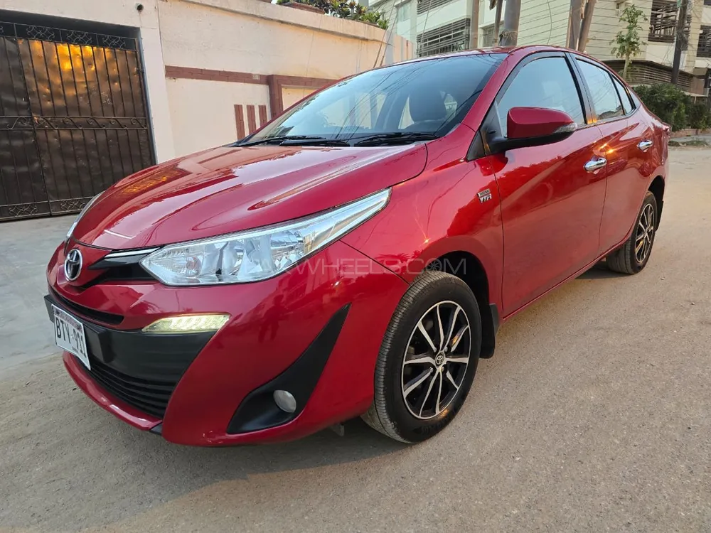 Toyota Yaris Sedan 2021 for Sale in Karachi Image-1