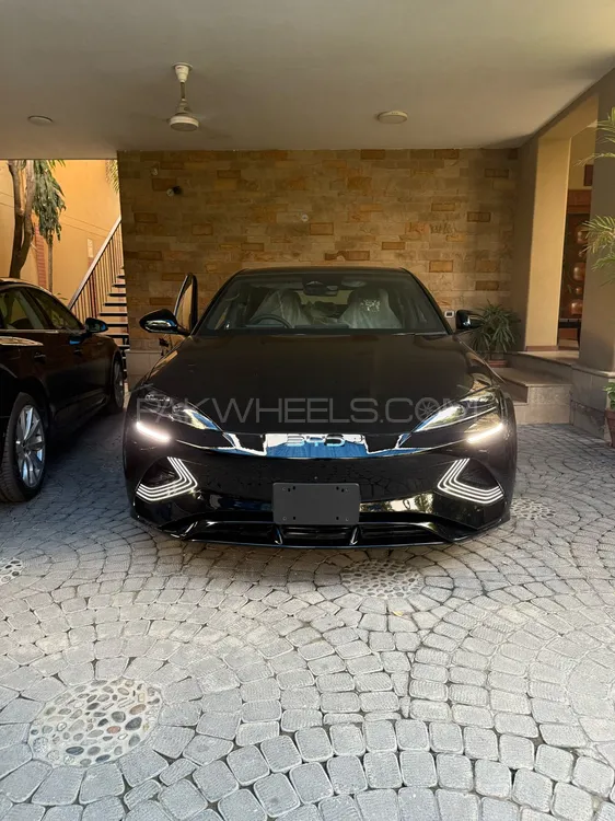 BYD Seal 2025 for Sale in Lahore Image-1