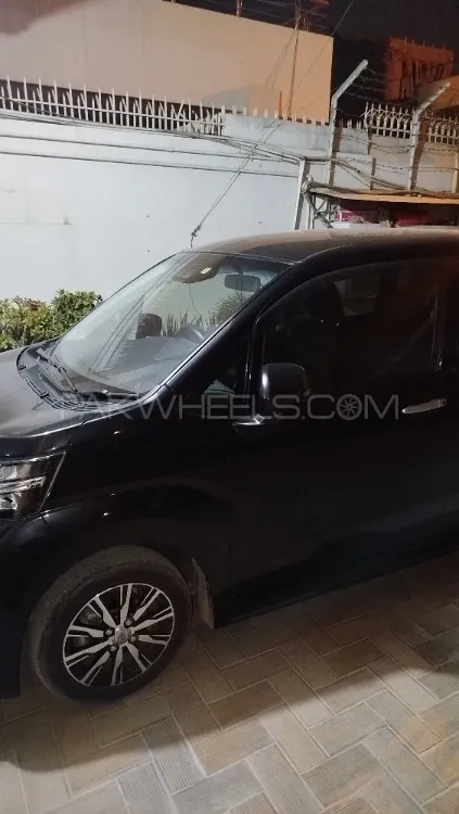 Daihatsu Move 2021 for Sale in Karachi Image-1