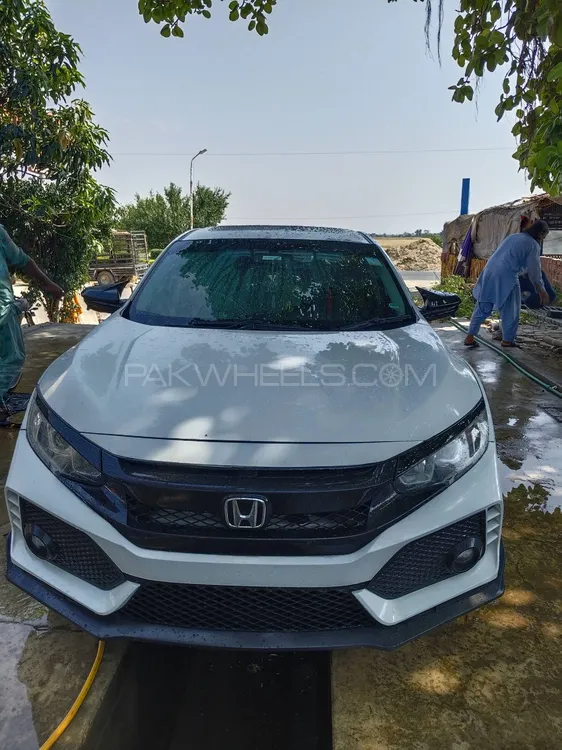 Honda Civic 2017 for Sale in Chawinda Image-1