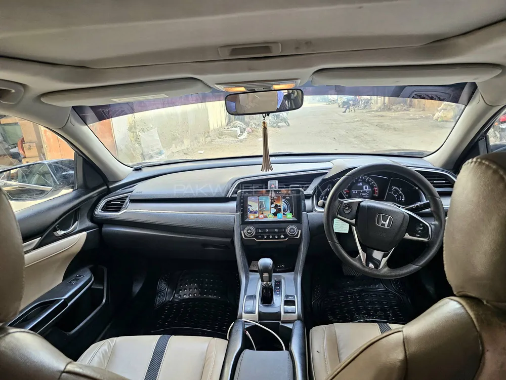 Honda Civic 2017 for Sale in Karachi Image-1
