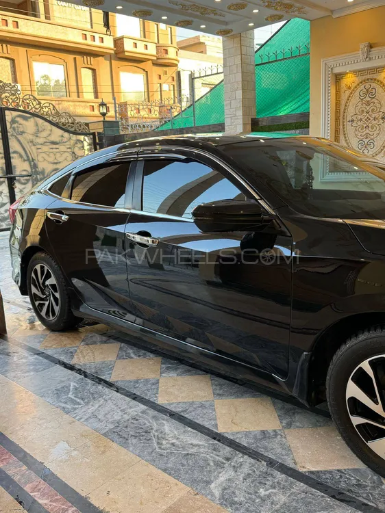 Honda Civic 2016 for Sale in Lahore Image-1