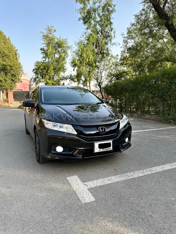 Honda Grace Hybrid 2014 for Sale in Islamabad Image-1