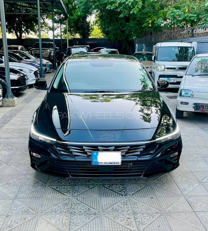 Hyundai Elantra 2025 for Sale in Islamabad Image-1