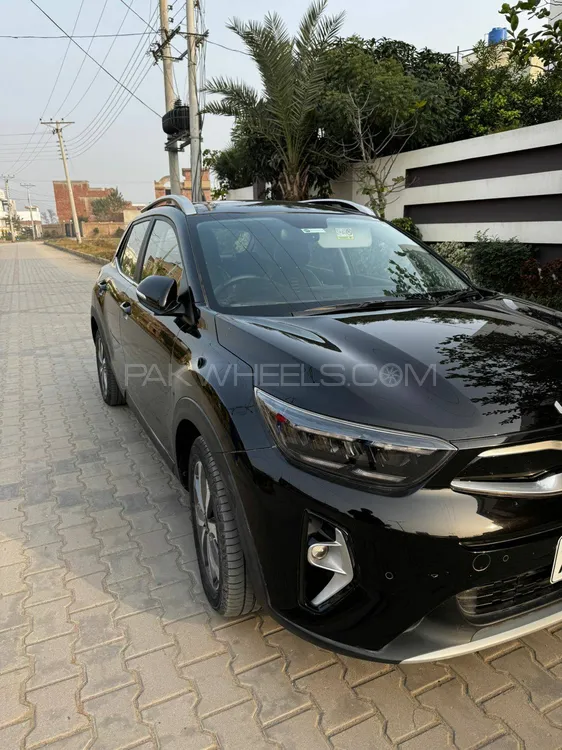 KIA Stonic 2023 for Sale in Gujranwala Image-1