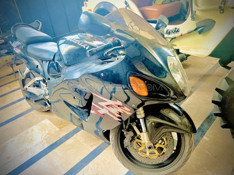 Suzuki Hayabusa 2004 for Sale Image-1