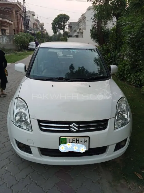 سوزوکی سوئفٹ 2016 for Sale in لاہور Image-1