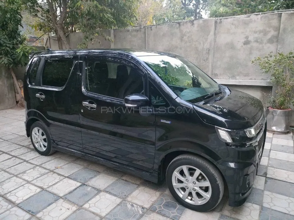 Suzuki Wagon R 2023 for Sale in Islamabad Image-1
