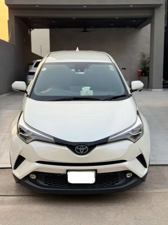 Toyota C-HR 2018 for Sale in Faisalabad Image-1