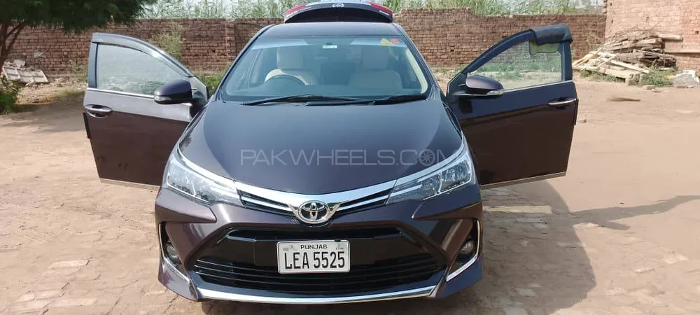 Toyota Corolla 2014 for Sale in Bhera Image-1