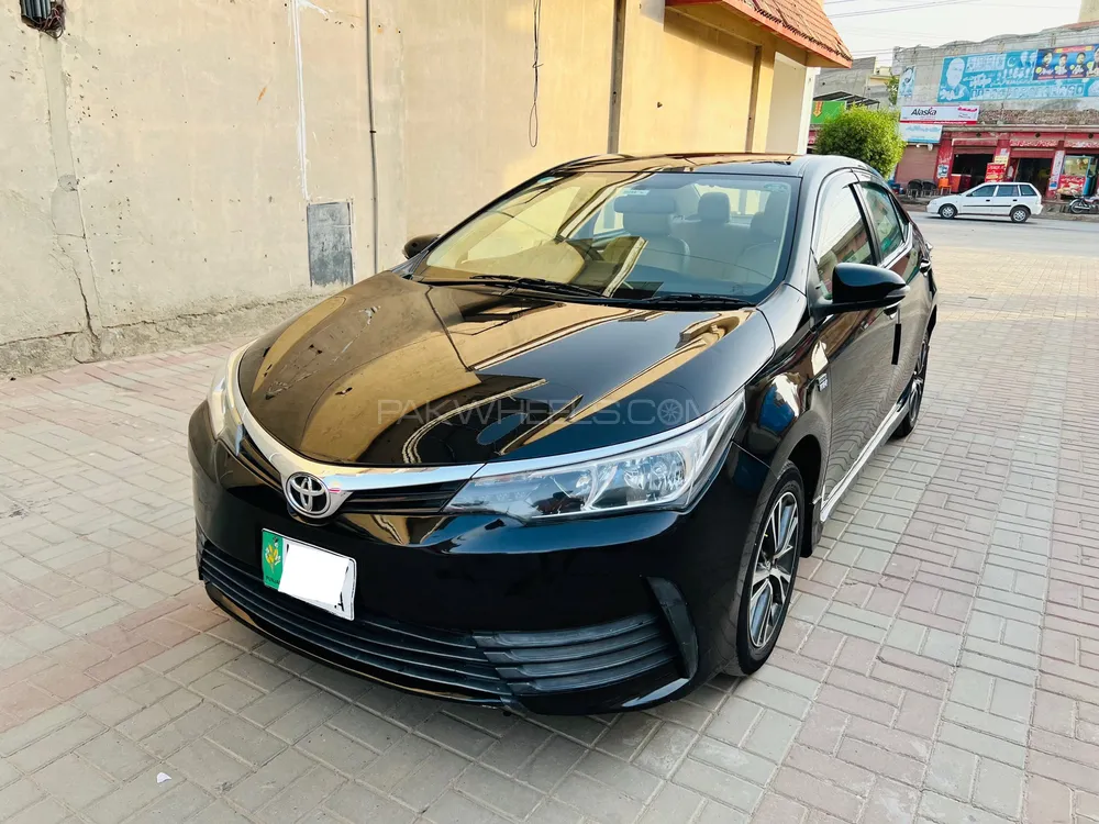 Toyota Corolla 2017 for Sale in Lahore Image-1