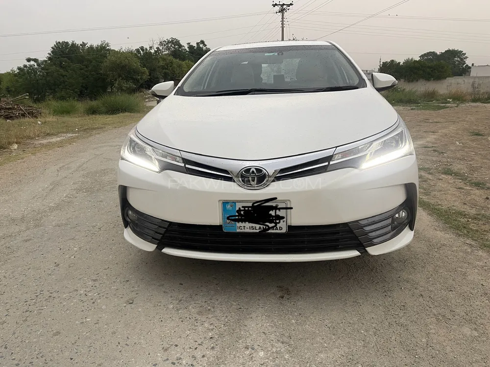 Toyota Corolla 2019 for Sale in Islamabad Image-1