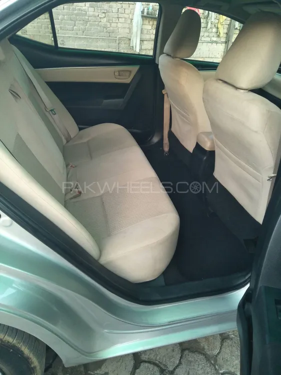 Toyota Corolla 2016 for Sale in Rawalpindi Image-1