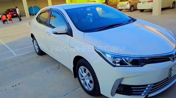 Toyota Corolla 2018 for Sale in Chashma Image-1