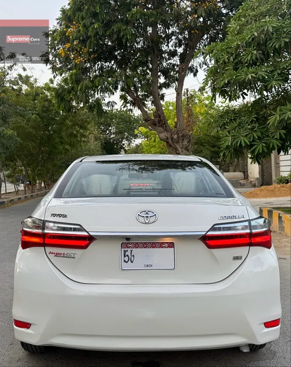 Toyota Corolla 2020 for Sale in Karachi Image-1