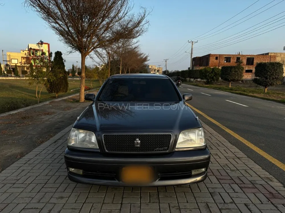 Toyota Crown 2001 for Sale in Okara Image-1