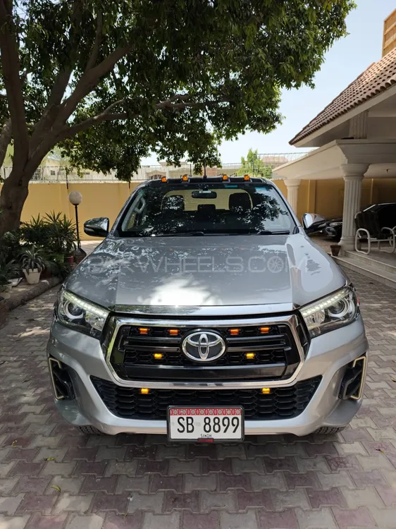 Toyota Hilux 2015 for Sale in Multan Image-1