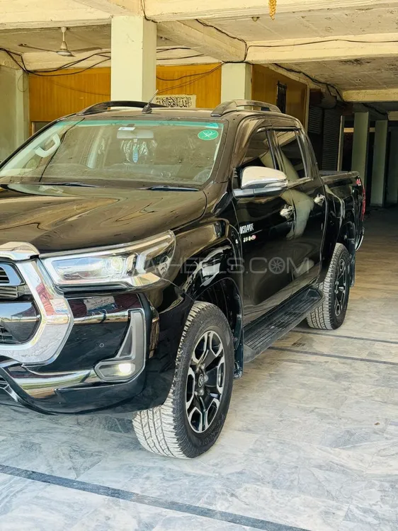 Toyota Hilux 2022 for Sale in Peshawar Image-1