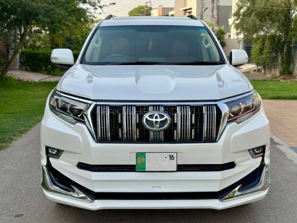 Toyota Prado 2010 for Sale in Lahore Image-1