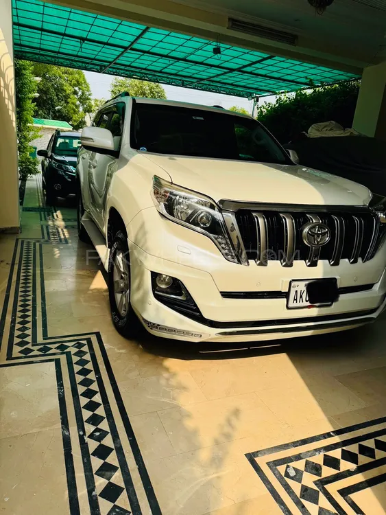 Toyota Prado 2016 for Sale in Lahore Image-1