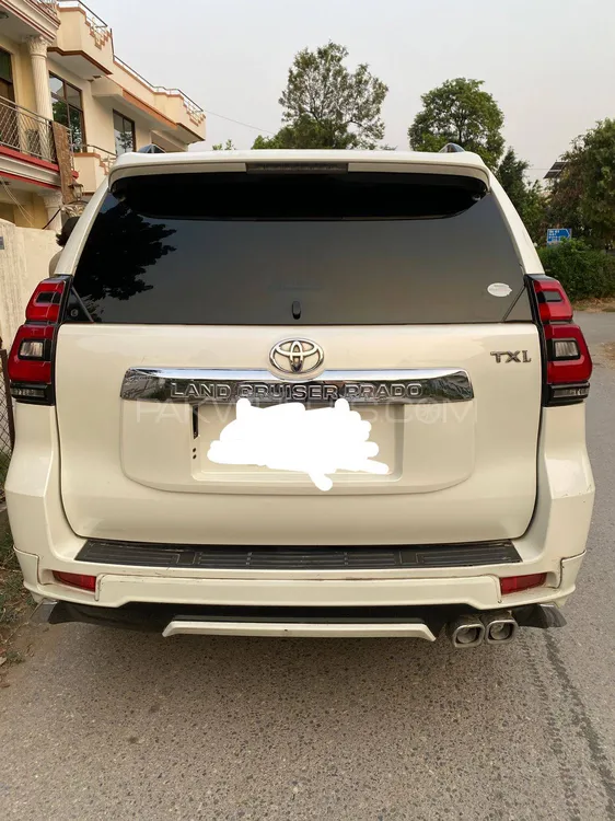 Toyota Prado 2010 for Sale in Islamabad Image-1