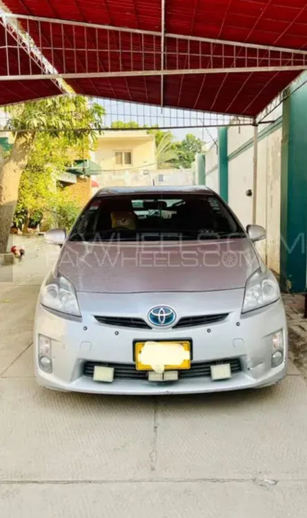 Toyota Prius 2011 for Sale in Karachi Image-1