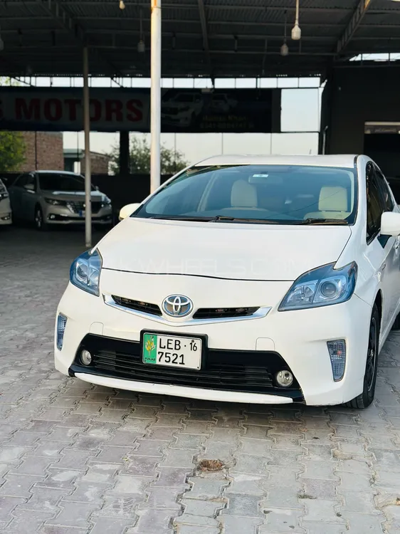 Toyota Prius 2012 for Sale in Peshawar Image-1