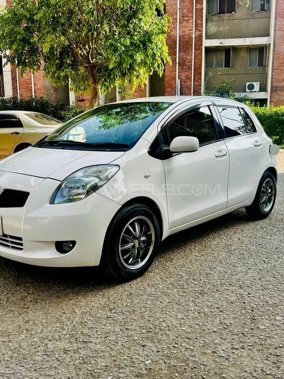 Toyota Vitz 2006 for Sale in Islamabad Image-1