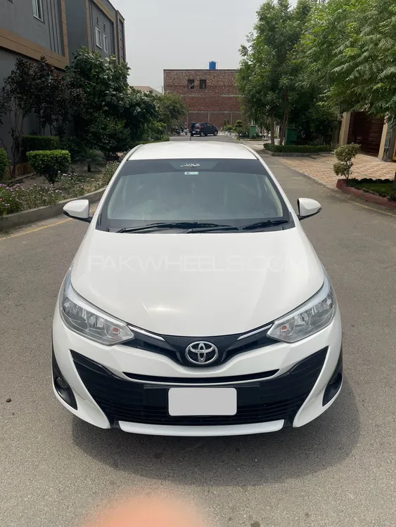 Toyota Yaris Sedan 2020 for Sale in Lahore Image-1