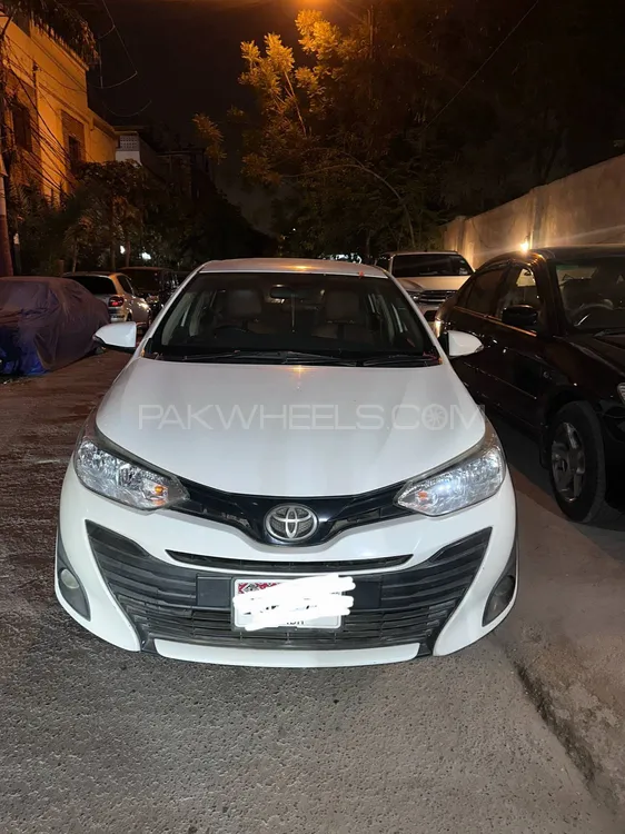 Toyota Yaris Sedan 2020 for Sale in Karachi Image-1