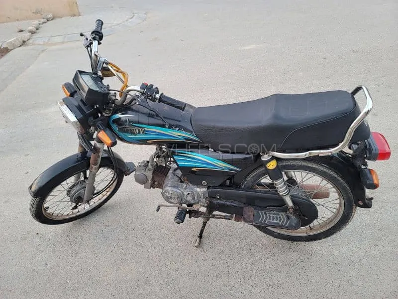Unique Xtreme UD 70 2016 for Sale Image-1