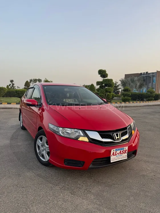 Honda City 2017 for Sale in Okara Image-1