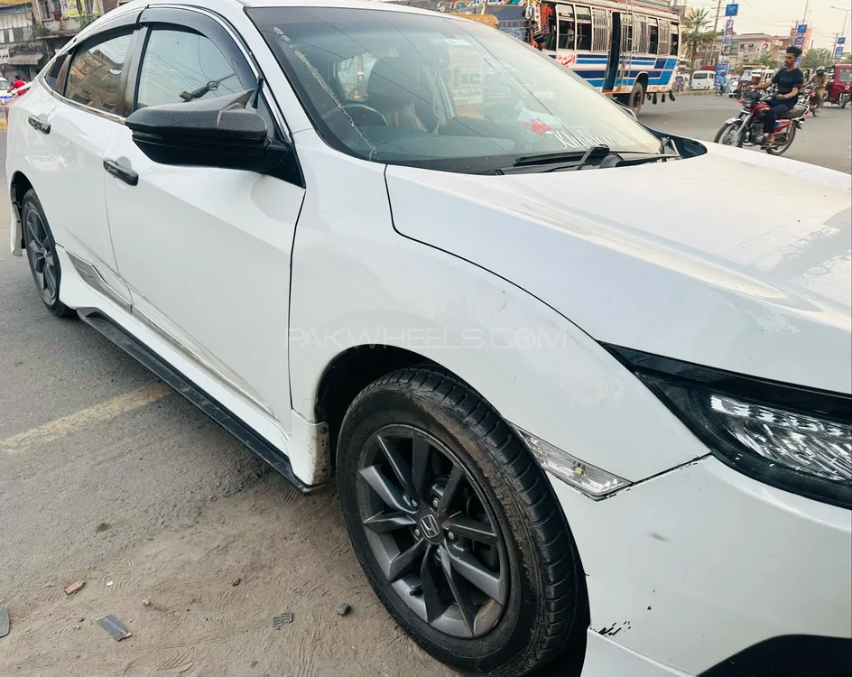 Honda Civic 2017 for Sale in Sialkot Image-1