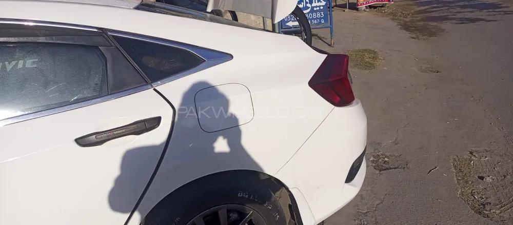 Honda Civic 2021 for Sale in Lahore Image-1
