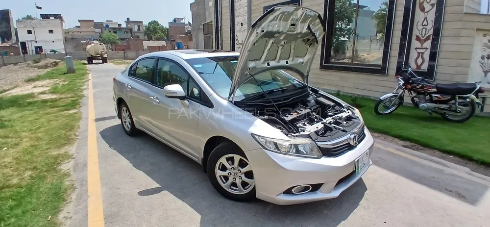 Honda Civic 2015 for Sale in Lahore Image-1